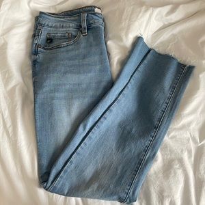 KanCan jeans. Never worn. size 29